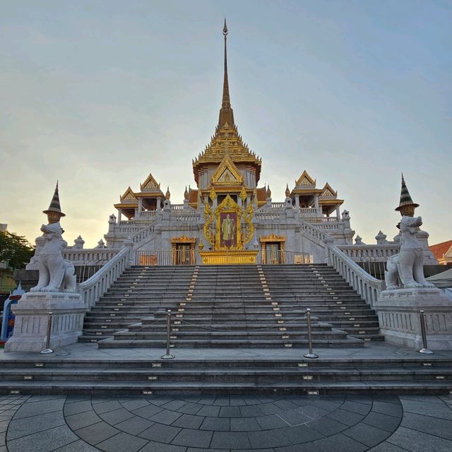 วัดไตรมิตรวิทยารามวรวิหาร
