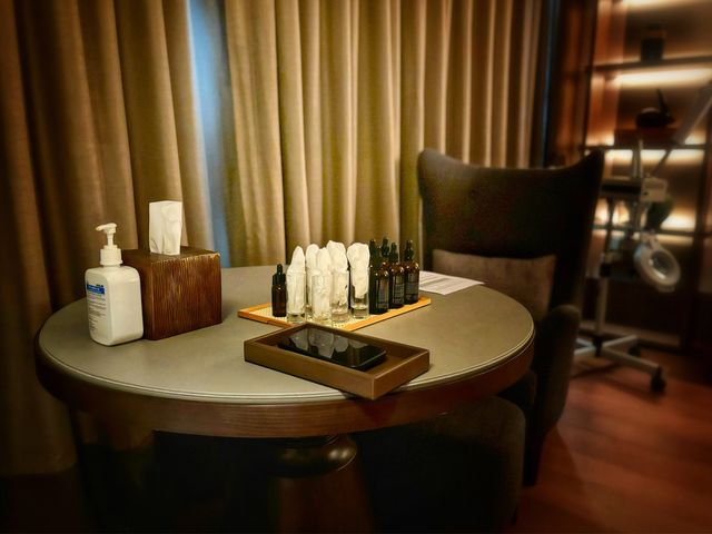 【香港瑞吉酒店】奢華香薰按摩