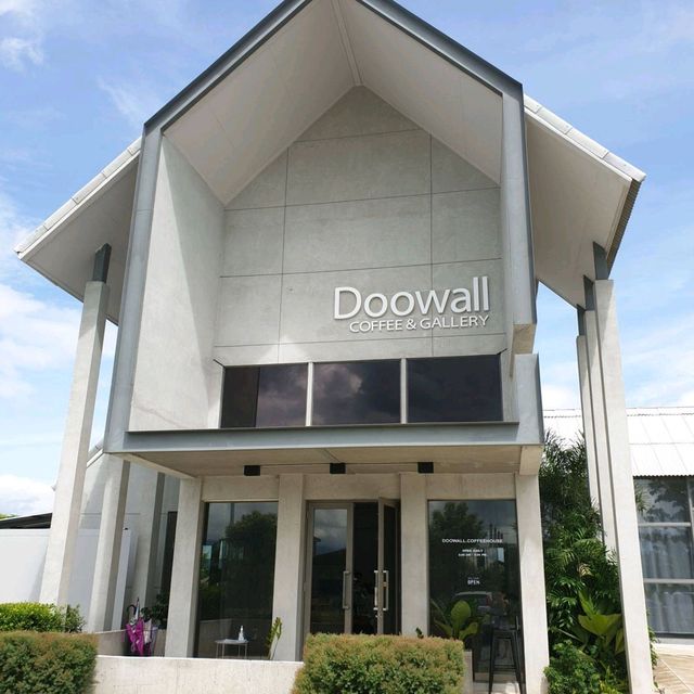 Doowall Hotel & Gallery