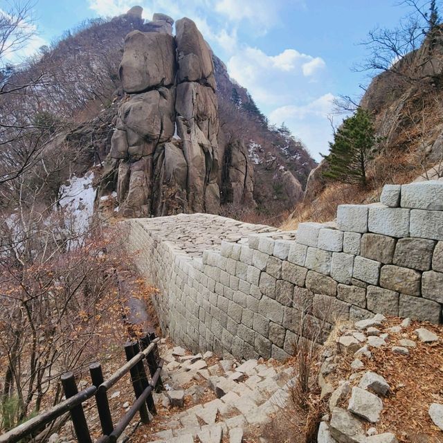Baegundae Peak - Bukhansan