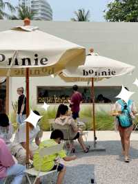 📍bonnie on the beach (ชะอำ - หัวหิน)