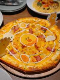 LINE FRIENDS x Pizza Maru
