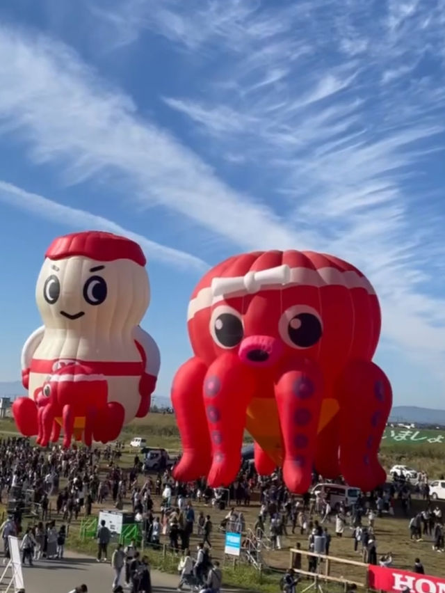 【佐賀観光】色とりどりのバルーンが飛び立つ景色は絶景