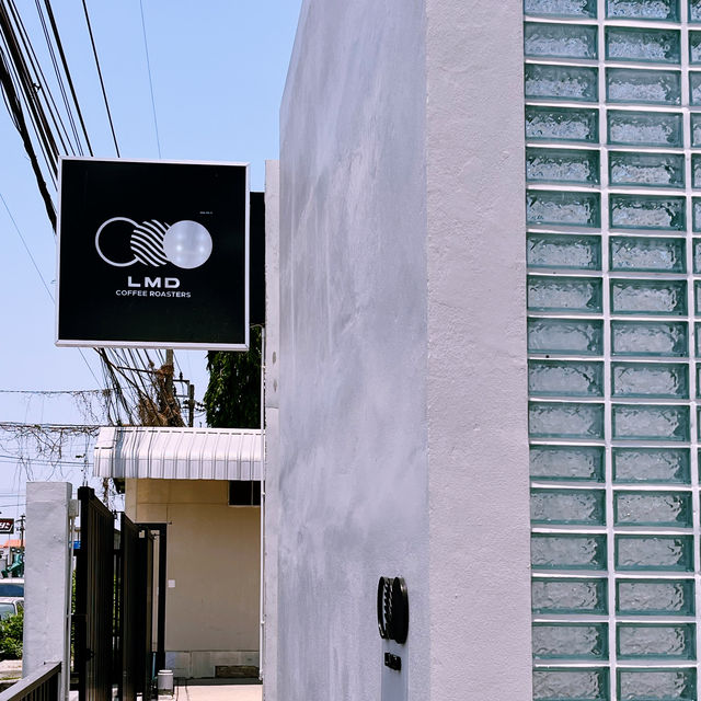 สาย IG ห้ามพลาด caffe สไตล์ลอฟท์บางพลีแห่งเดียว