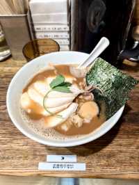 🇯🇵新橋海鮮跟雞湯的結合「纏 拉麵」
