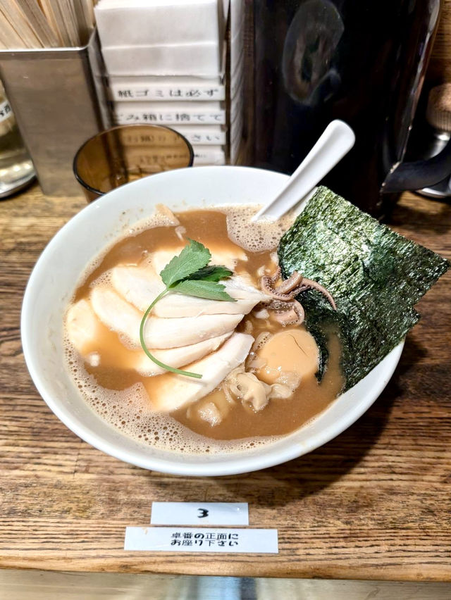 🇯🇵新橋海鮮跟雞湯的結合「纏 拉麵」