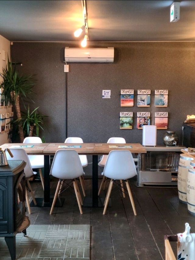 【南富良野】エゾリスが遊びに来るカフェ