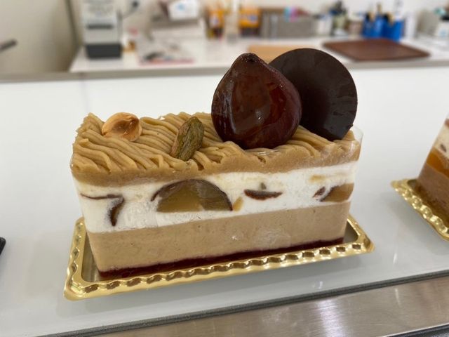 【福岡カフェ】演出が美しすぎるケーキがおいしくてたまらない