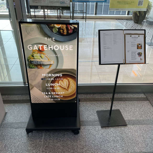名駅で優雅なカフェタイムを過ごすならここ！