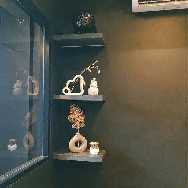 THERE'S A NEW COFFEE SHOP IN KEMANGGISAN