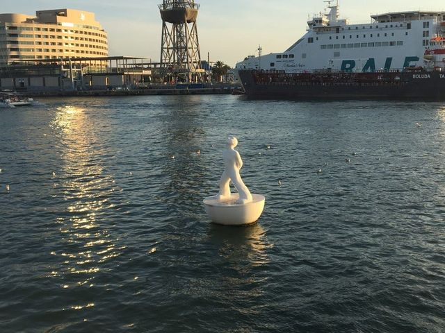 西班牙巴塞隆納-夕陽下漫步海上蘭布拉：Rambla de Mar