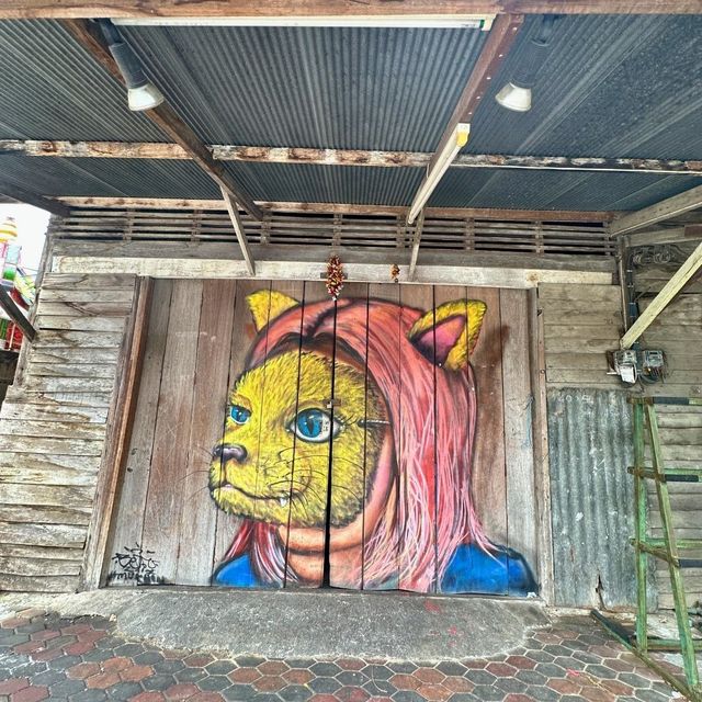 😊 Yala Bird City Street Art