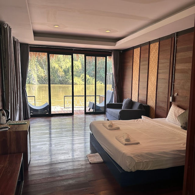 🛖✨ The river life resort