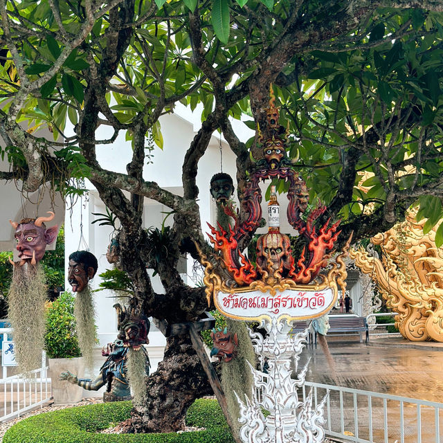 วัดสวยในเชียงราย วัดร่องขุ่น สวยมากๆ