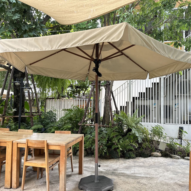 Oakland cafe x restaurant 