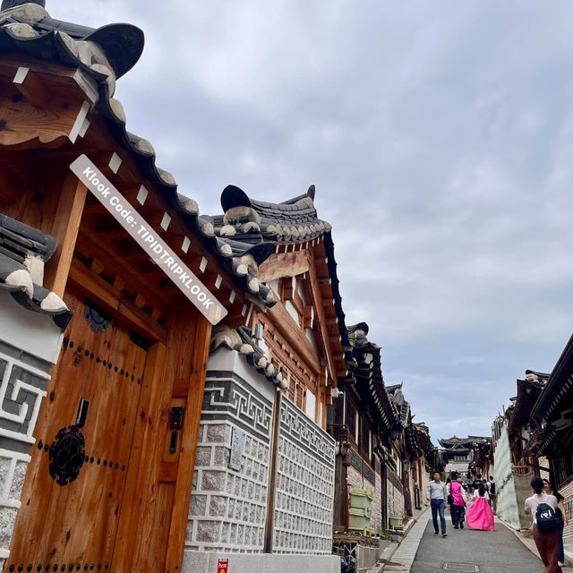 Discover Traditional Korean Living at Bukchon Hanok Village