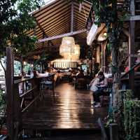 โรงแรม Idyllic Concept Resort 