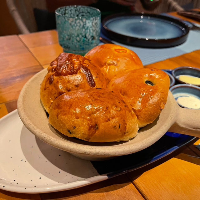 Pebbles Bar and Grill อร่อยฉ่ำ
