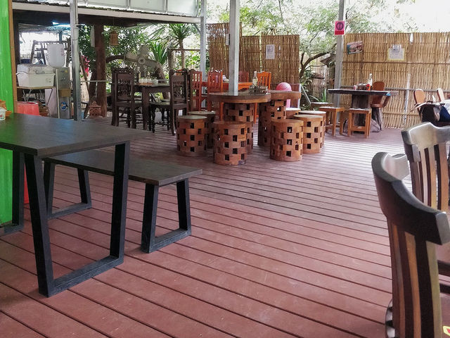 ร้านครูผึ้ง - บ้านสะปัน บ่อเกลือ