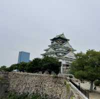 大阪城：歷史與現代交織的城市地標