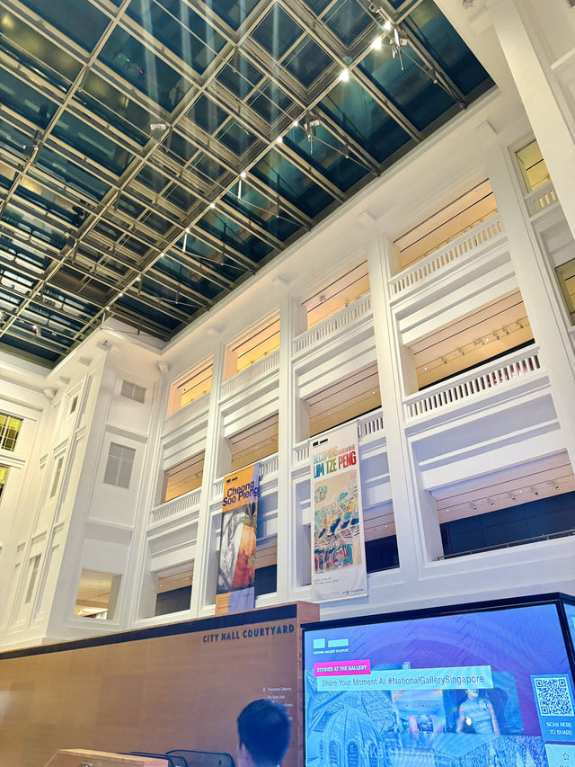 🇸🇬 Exploring the National Gallery Singapore: A Blend of Art and Architecture
