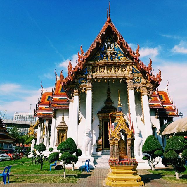 泰國曼谷著名歷史古跡皇家寺廟景點Wat Amarinthraram Worawihan，適合打卡拍照📸冥想