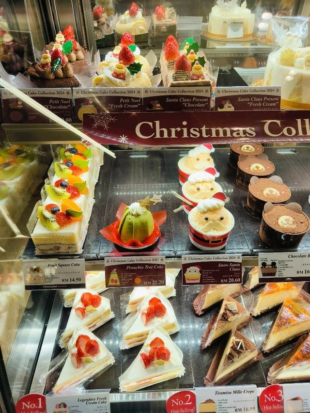 Sweet Local Flavors: Discover Chateraise in Singapore 