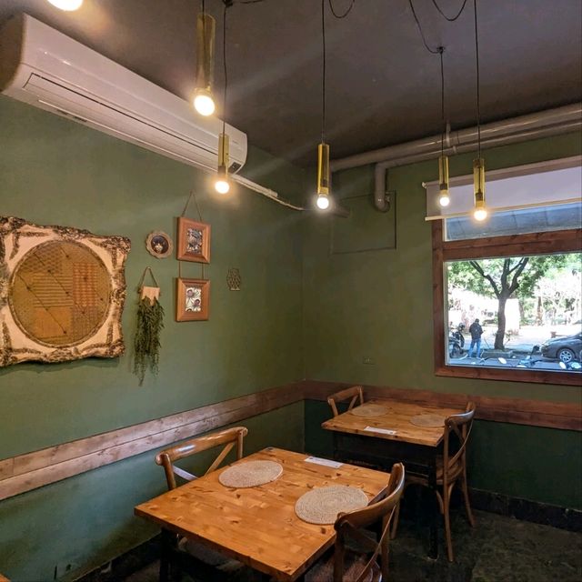 溫馨可愛的越南小館子：婆婆河粉小館 - PopoPhở