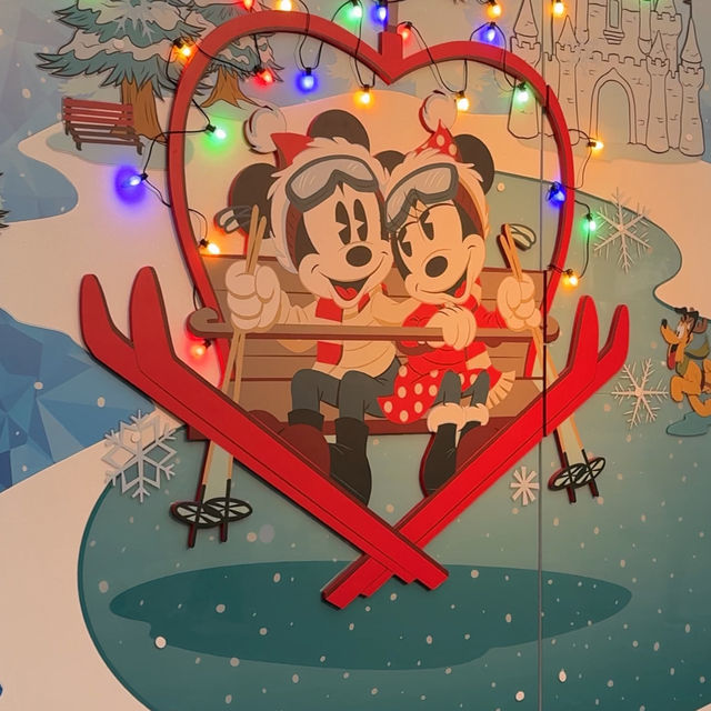 Christmas at Shanghai Disney 
