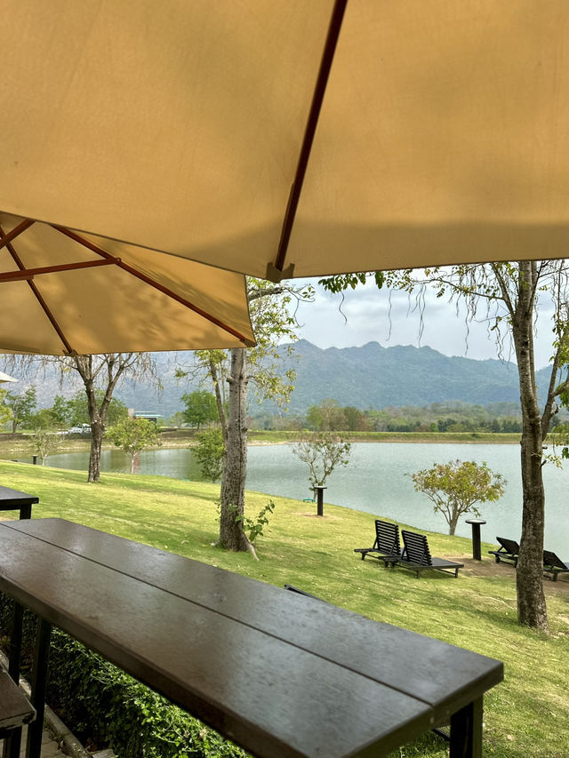คาเฟ่เขาใหญ่ บรรยากาศดีสุดใจ 💚🍃