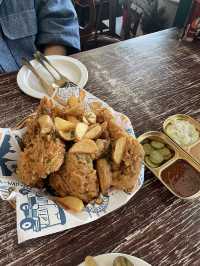 Chayaa Mansri Fried Chicken 🍗