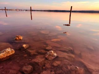 This isn't industrial pollution, it's nature's romance~ The Pink Lake of Spain.