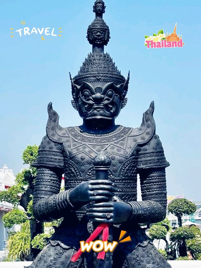 ✨ Wat Arun: The Temple of Dawn’s Majestic Beauty! 🌅🏯