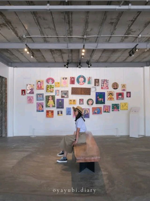 Key Cafe & Gallery