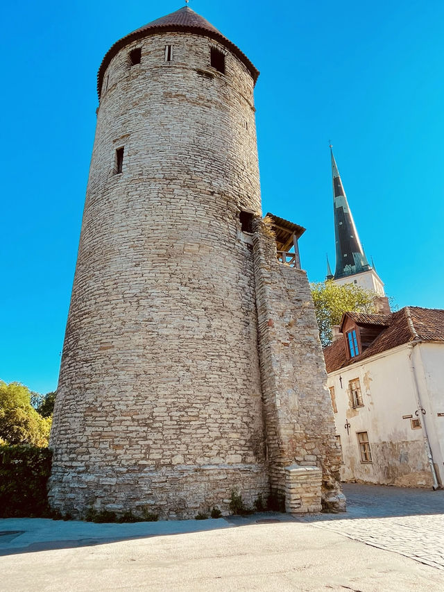 A city where medieval charm meets modern elegance👫🎉
