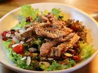 LIN’S Teahouse & Eatery ระยอง