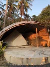  The Por Beach