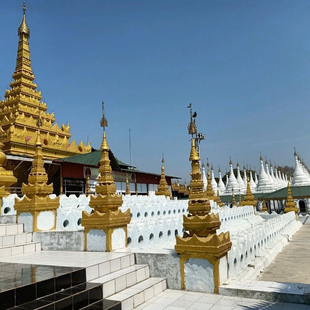 Kuthodaw Pagoda in Mandalay, Myanmar