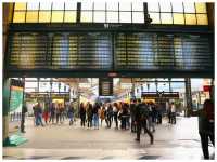 【ポルトガル/ポルト】アズレージョの壁画が美しい‼︎＊サン・ベント駅（Estação de São Bento）＊