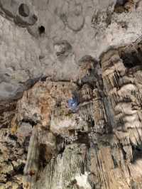 Ha Long Bay: Island Hopping & Cave Discoveries
