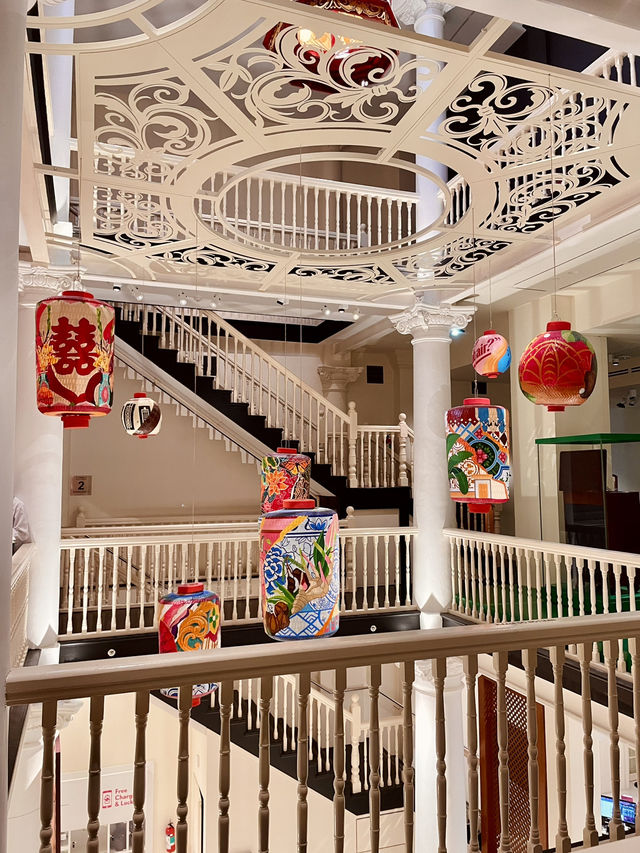 🇸🇬 Singapore Museum Surprise: Peranakan Vibes!