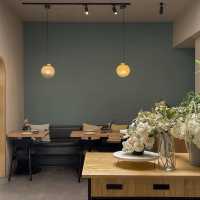 Kinlenn Eatery & Play • Ari, BKK 🕍🍟🍕🍖 