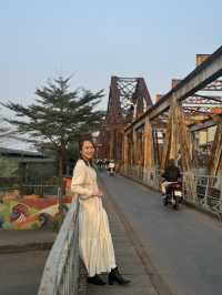 河內的歷史地標Long Bien Bridge