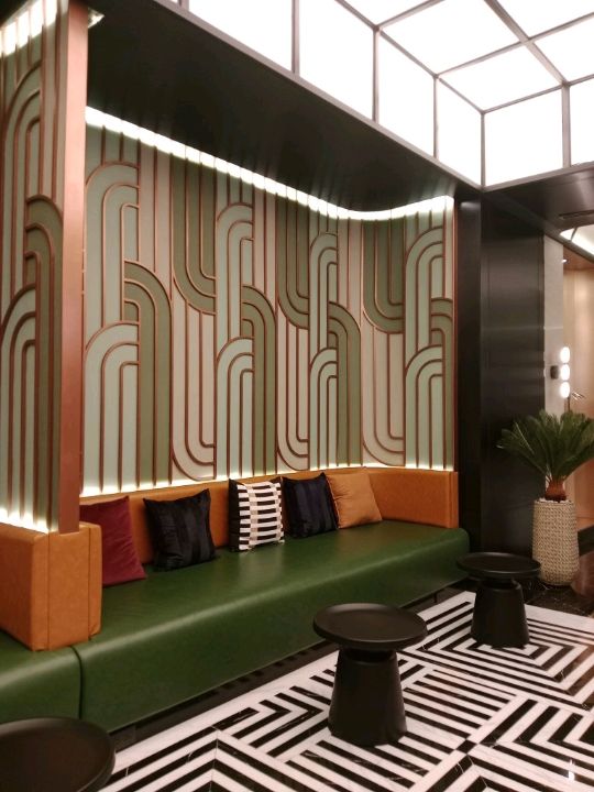 โรงแรมรีโนเวทใหม่ The Quarter Saphankhwai