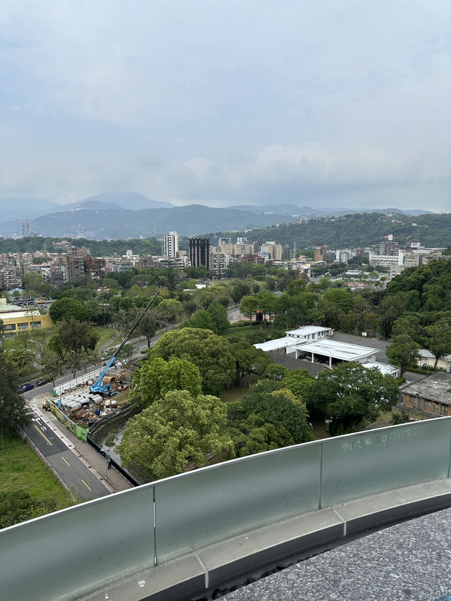 《住進城市裡的風水寶地｜台北士林萬麗，一場身心都被療癒的隱藏版 retreat》