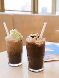 鬧市中央樓上cafe。隱藏超正開心果甜品