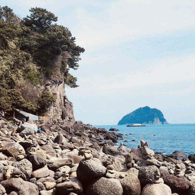 Majestic Waters Meet the Sea - A Seogwipo Spectacle