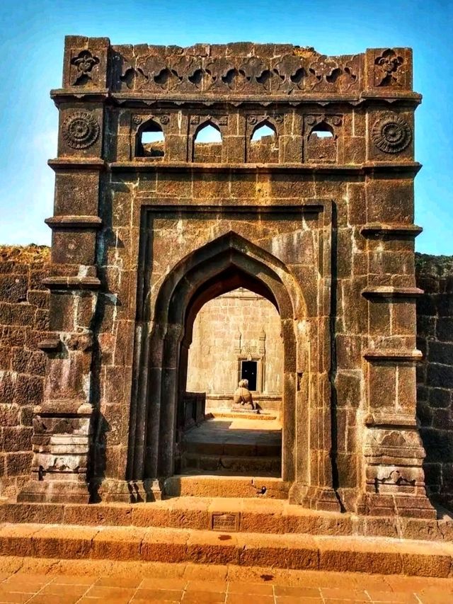 Raigad Fort – A Journey into the Maratha Legacy