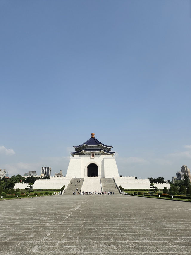 The Chiang Kai-shek Memorial Hal