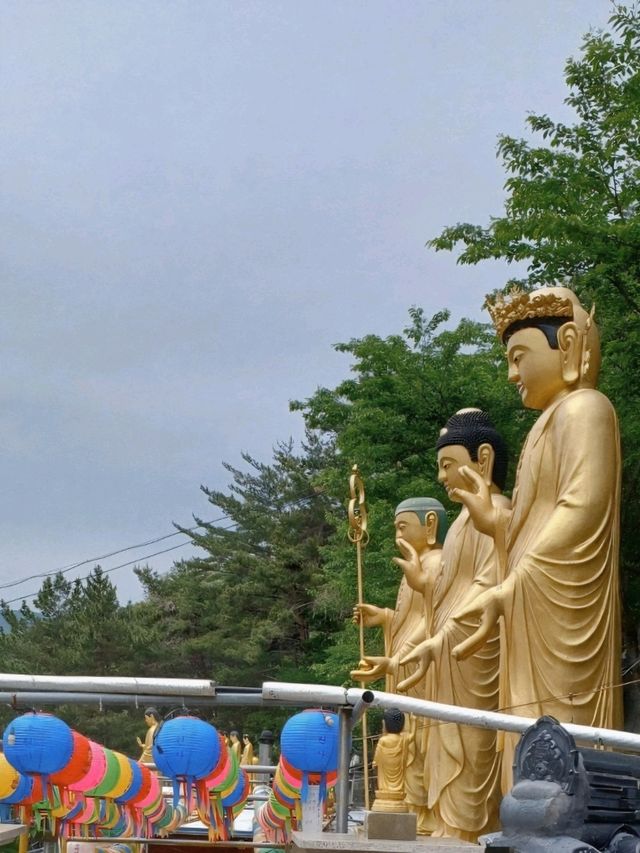 와불상과 함께하는 소원 충전 사찰